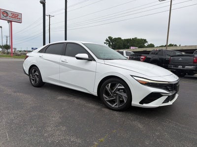 2024 Hyundai ELANTRA SEL