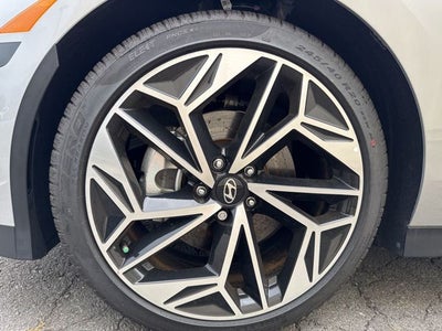 2025 Hyundai IONIQ 6 SEL