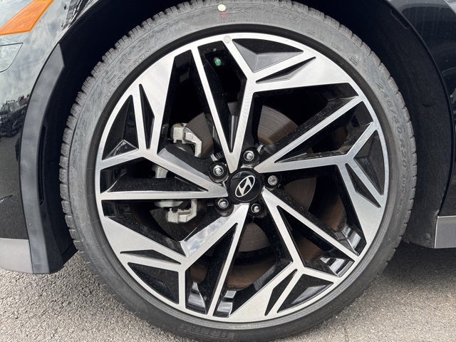 2024 Hyundai IONIQ 6 Limited