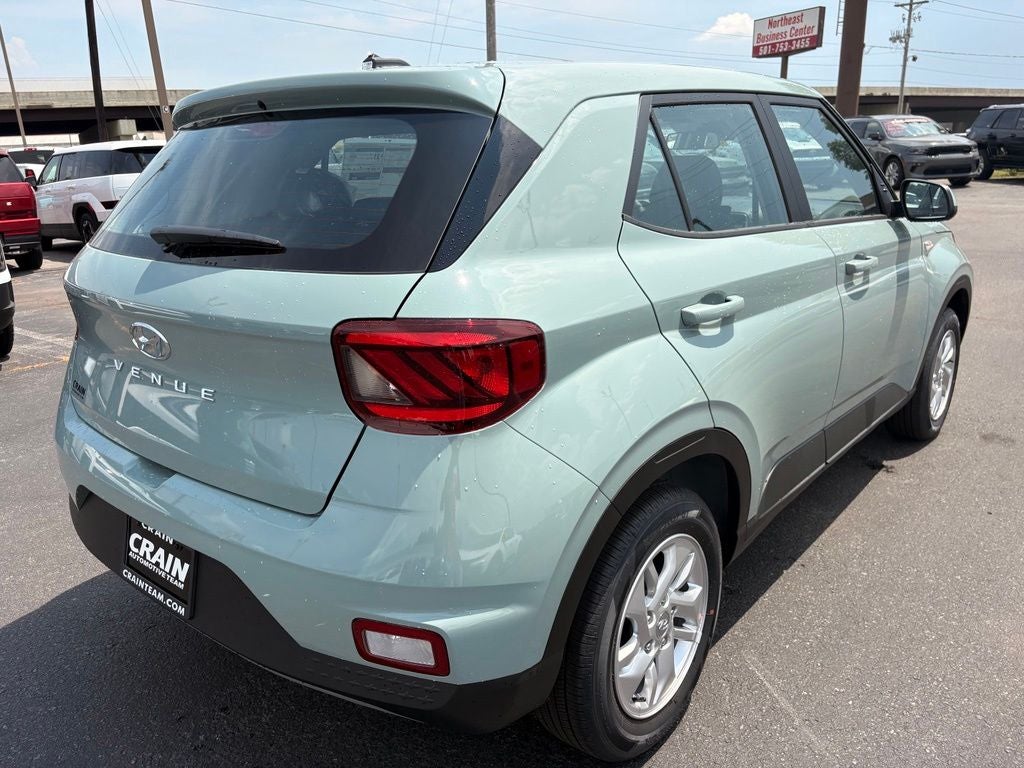 2026 Hyundai VENUE SE