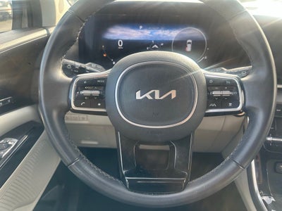 2024 Kia Carnival SX