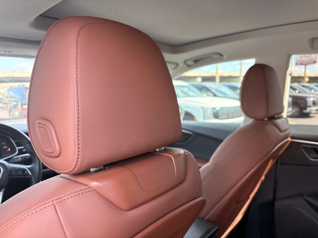 2022 Audi Q8 55 Premium quattro