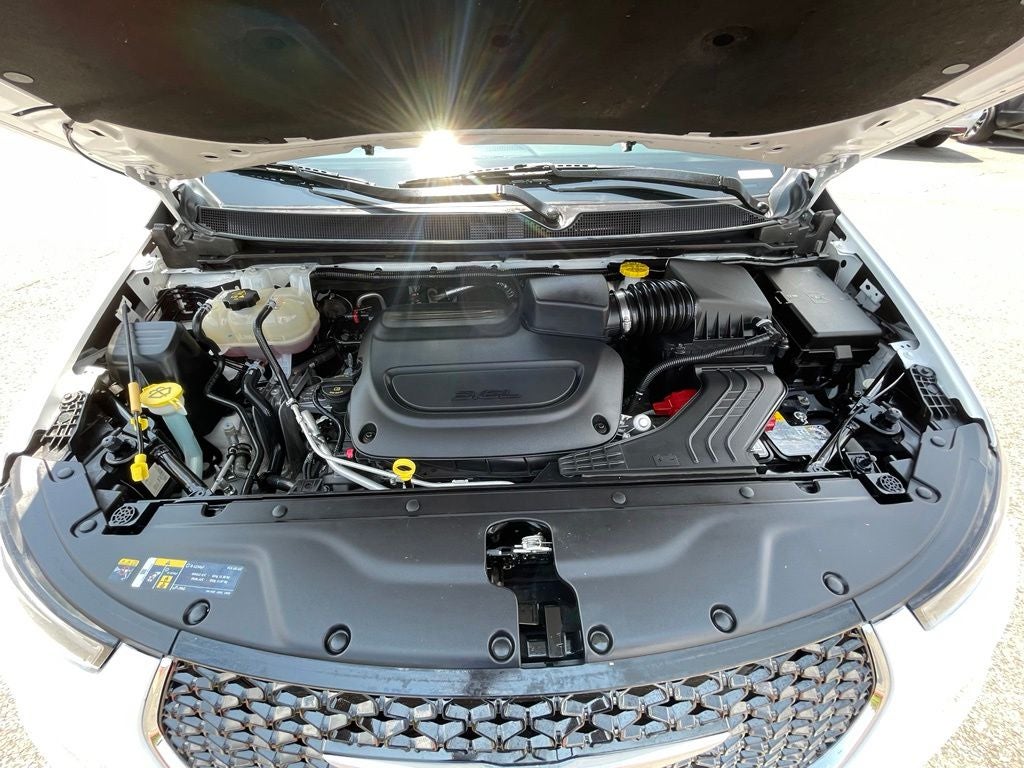 2025 Chrysler Pacifica Select