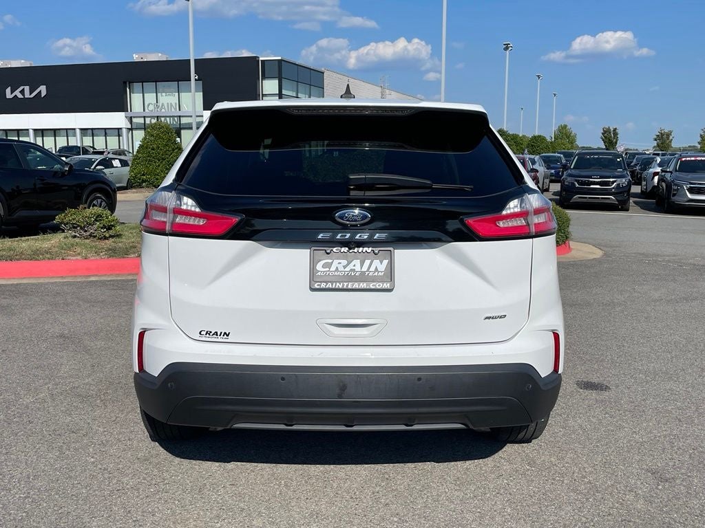 2022 Ford Edge SE