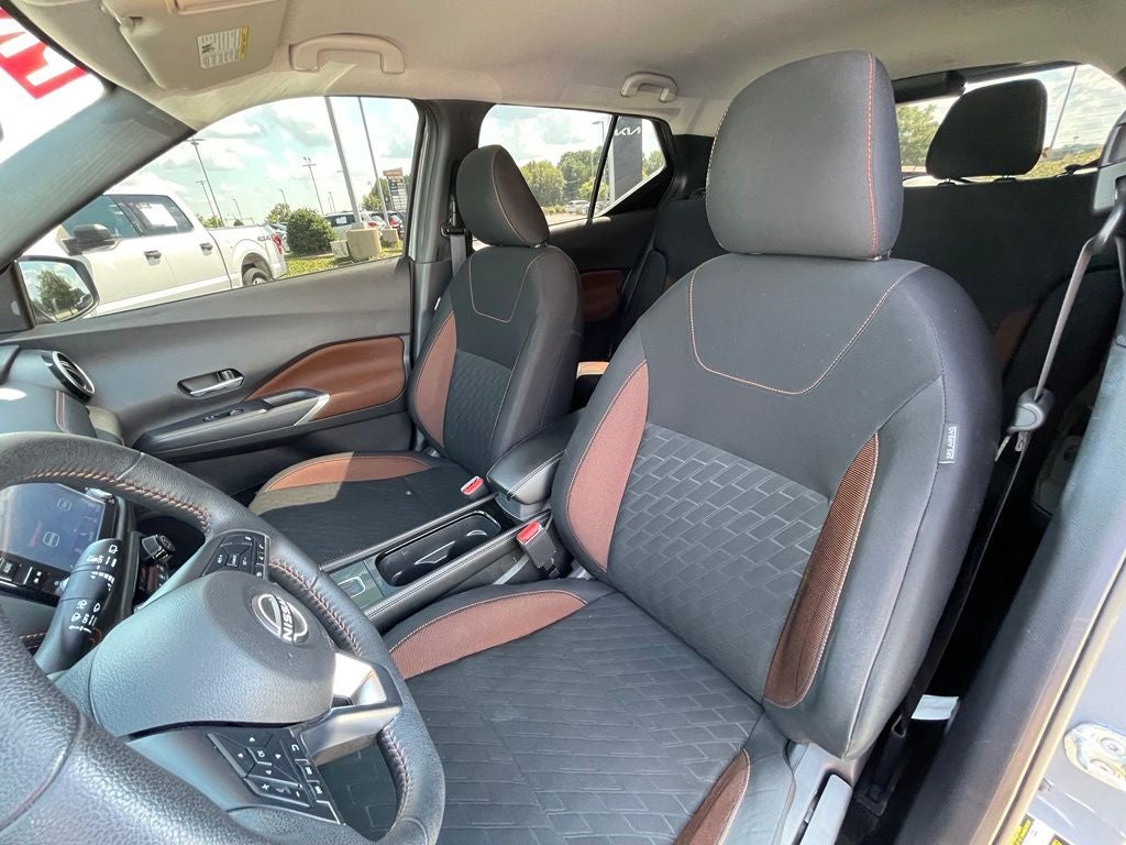 2024 Nissan Kicks SR