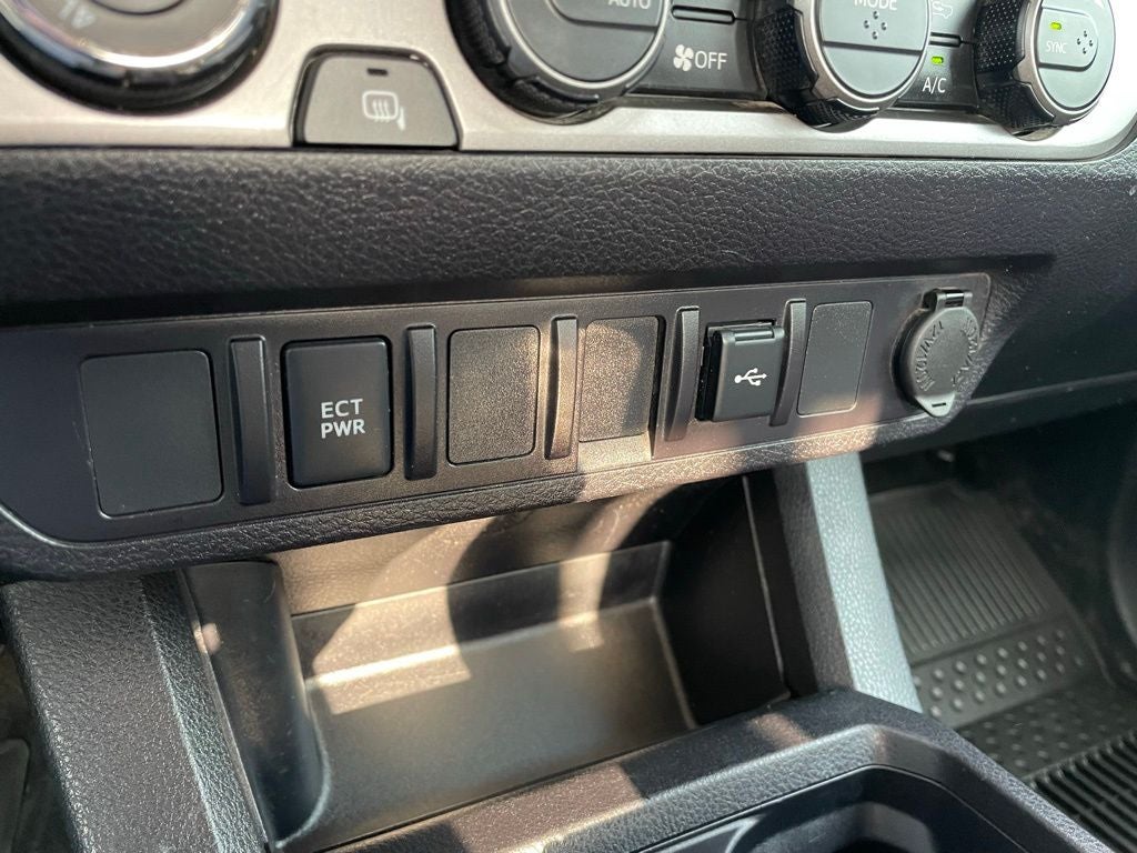 2023 Toyota Tacoma SR V6