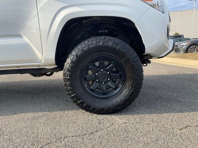 2023 Toyota Tacoma SR V6