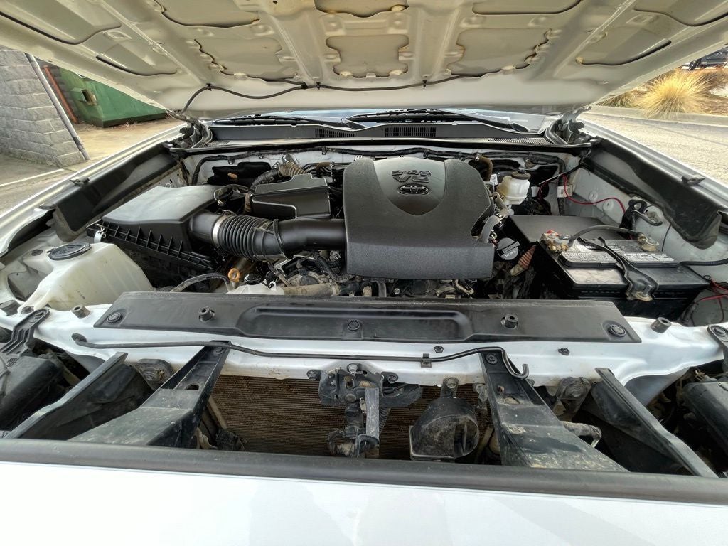 2023 Toyota Tacoma SR V6