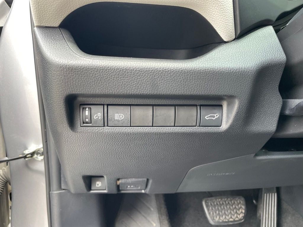 2021 Toyota RAV4 Hybrid XLE Premium