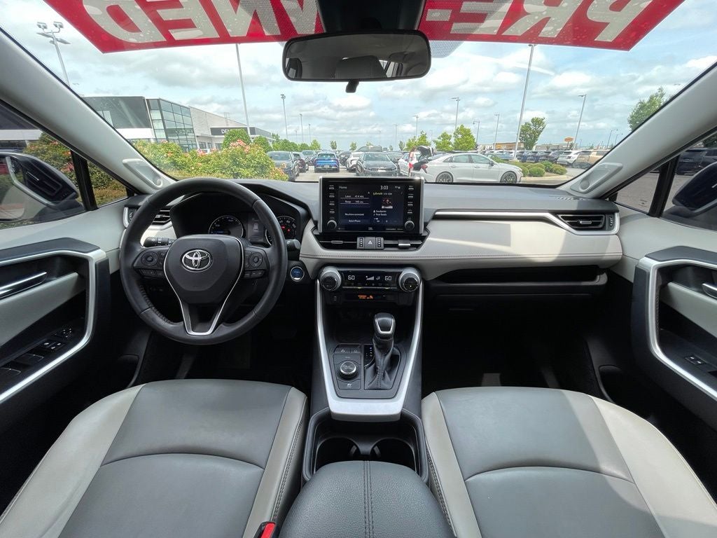 2021 Toyota RAV4 Hybrid XLE Premium
