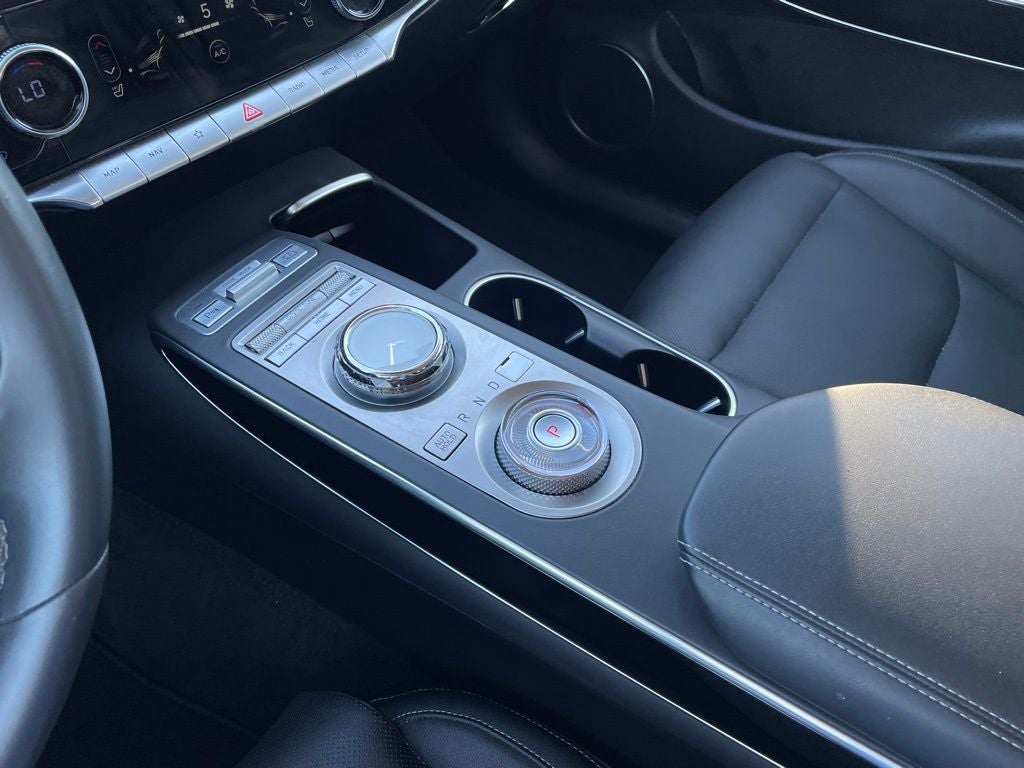 2025 Genesis GV70 2.5T