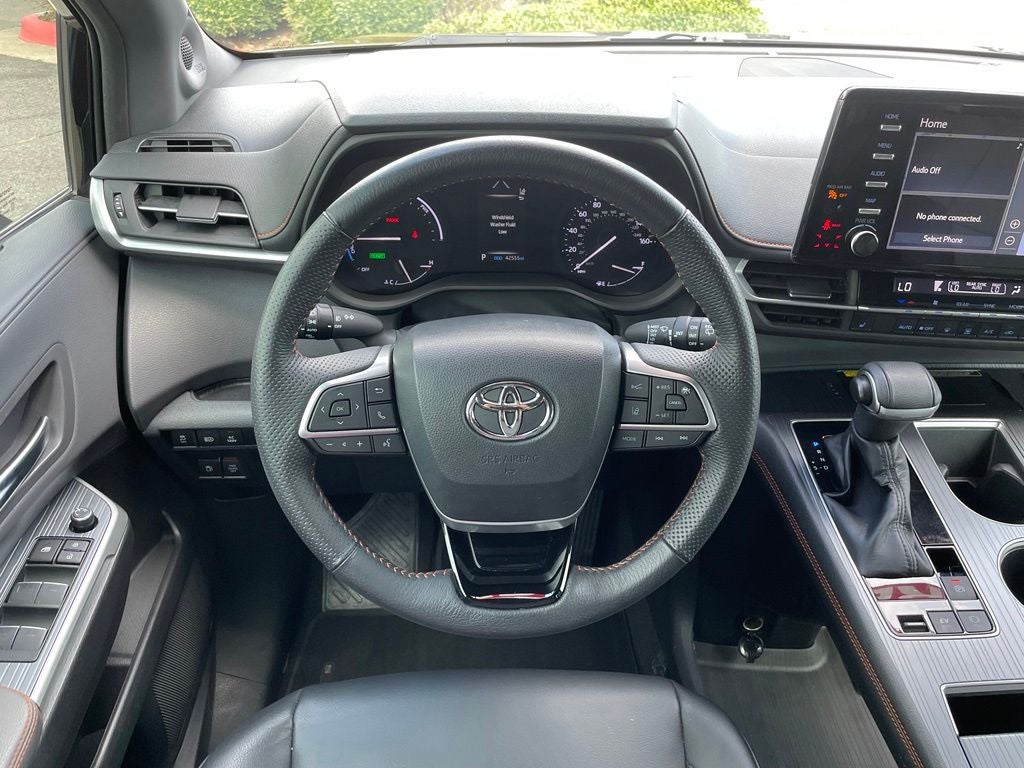 2022 Toyota Sienna XSE 7 Passenger