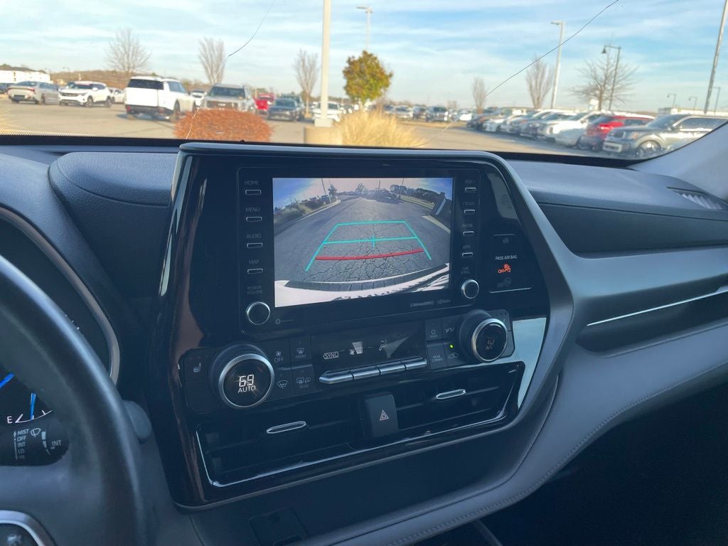 2021 Toyota Highlander Hybrid XLE