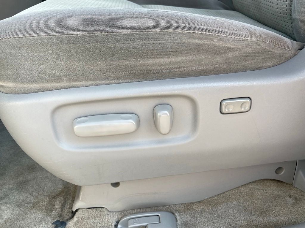 2009 Toyota Sienna LE