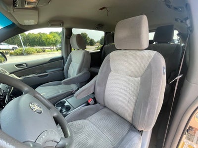 2009 Toyota Sienna LE