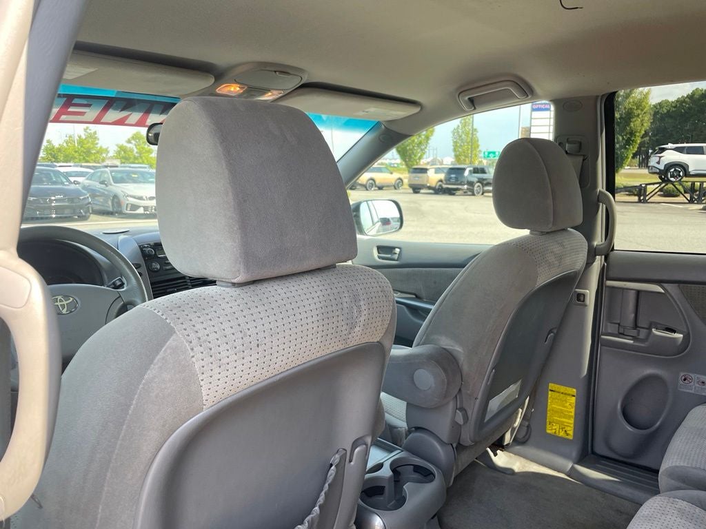 2009 Toyota Sienna LE