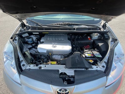 2009 Toyota Sienna LE