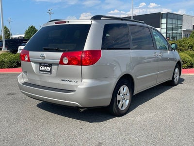2009 Toyota Sienna LE