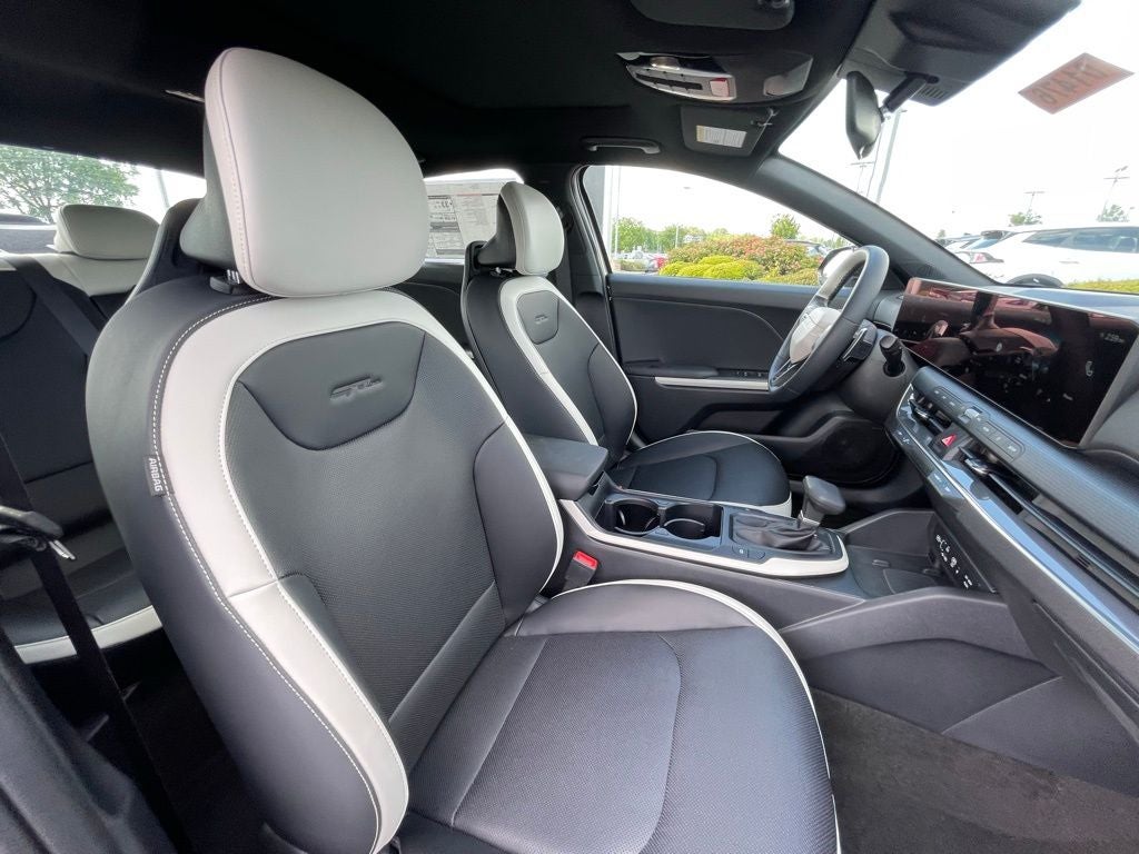 2024 Kia K5 EX