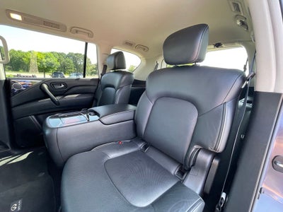 2024 INFINITI QX80 LUXE