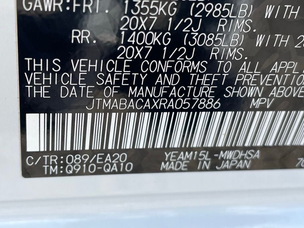 2024 Toyota bZ4X Limited