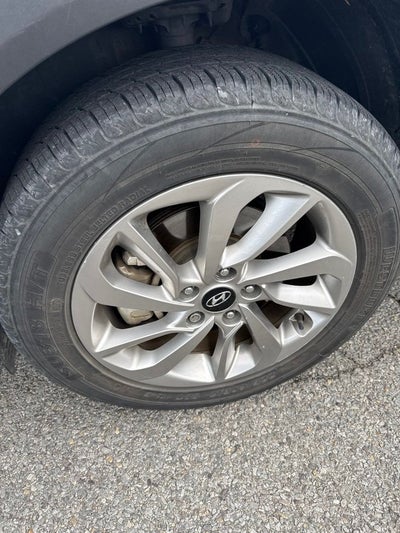 2017 Hyundai TUCSON SE