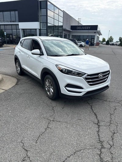 2017 Hyundai TUCSON SE