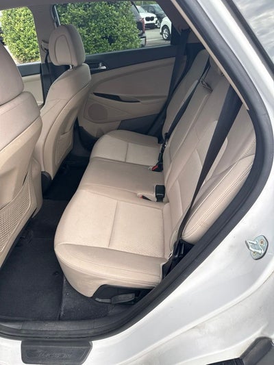 2017 Hyundai TUCSON SE