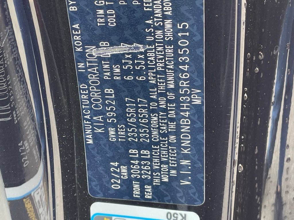 2024 Kia Carnival LX