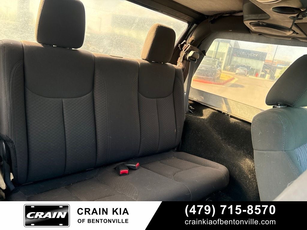 2012 Jeep Wrangler Sport - 4WD / CLEAN CARFAX