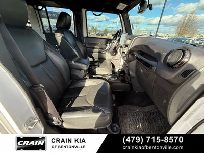 2015 Jeep Wrangler Unlimited Sahara Altitude - 4WD / CLEAN CARFAX / LIFT / WHEELS / TIRES