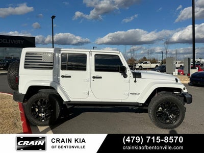 2015 Jeep Wrangler Unlimited Sahara Altitude - 4WD / CLEAN CARFAX / LIFT / WHEELS / TIRES