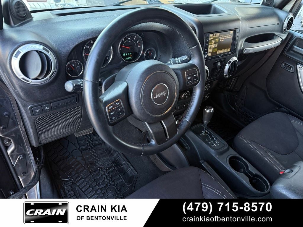 2014 Jeep Wrangler Unlimited Rubicon - LIFTED! / 4WD / CLEAN CARFAX