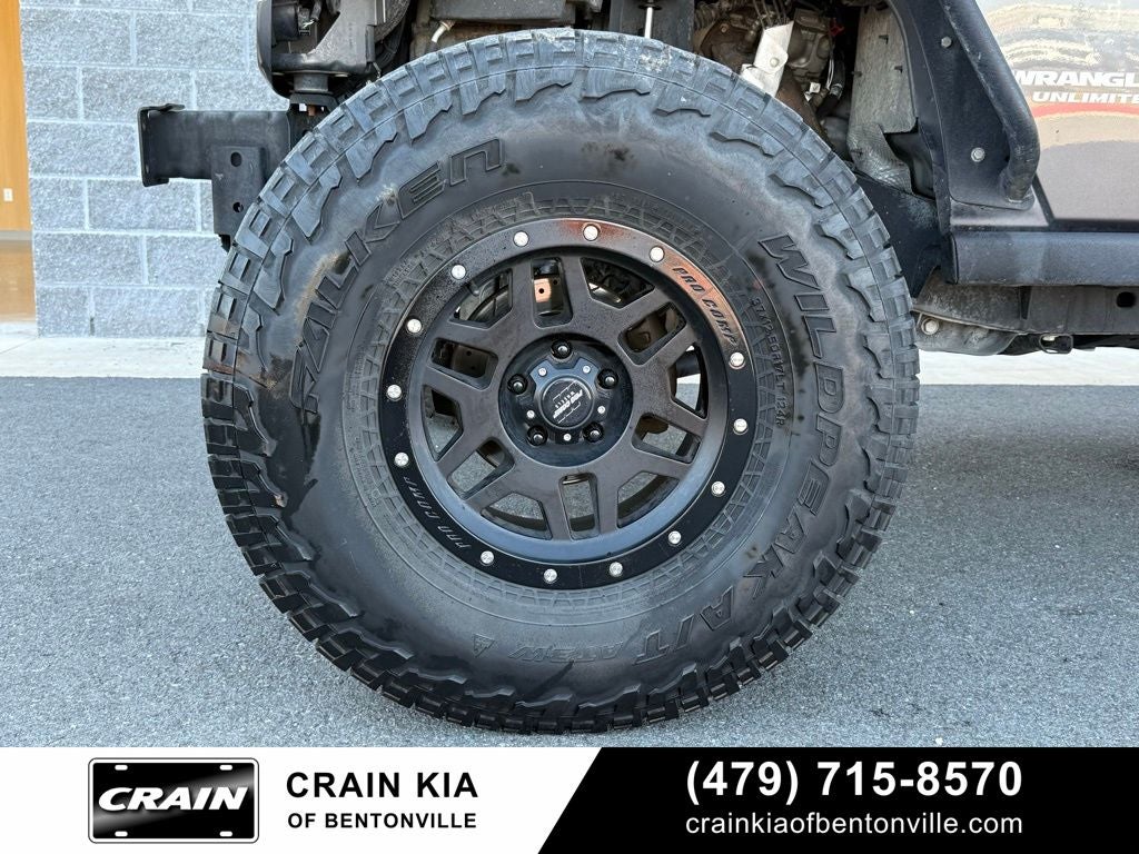 2014 Jeep Wrangler Unlimited Rubicon - LIFTED! / 4WD / CLEAN CARFAX