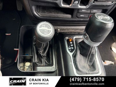 2018 Jeep Wrangler Unlimited Sahara - 4WD / SKY ONE TOUCH
