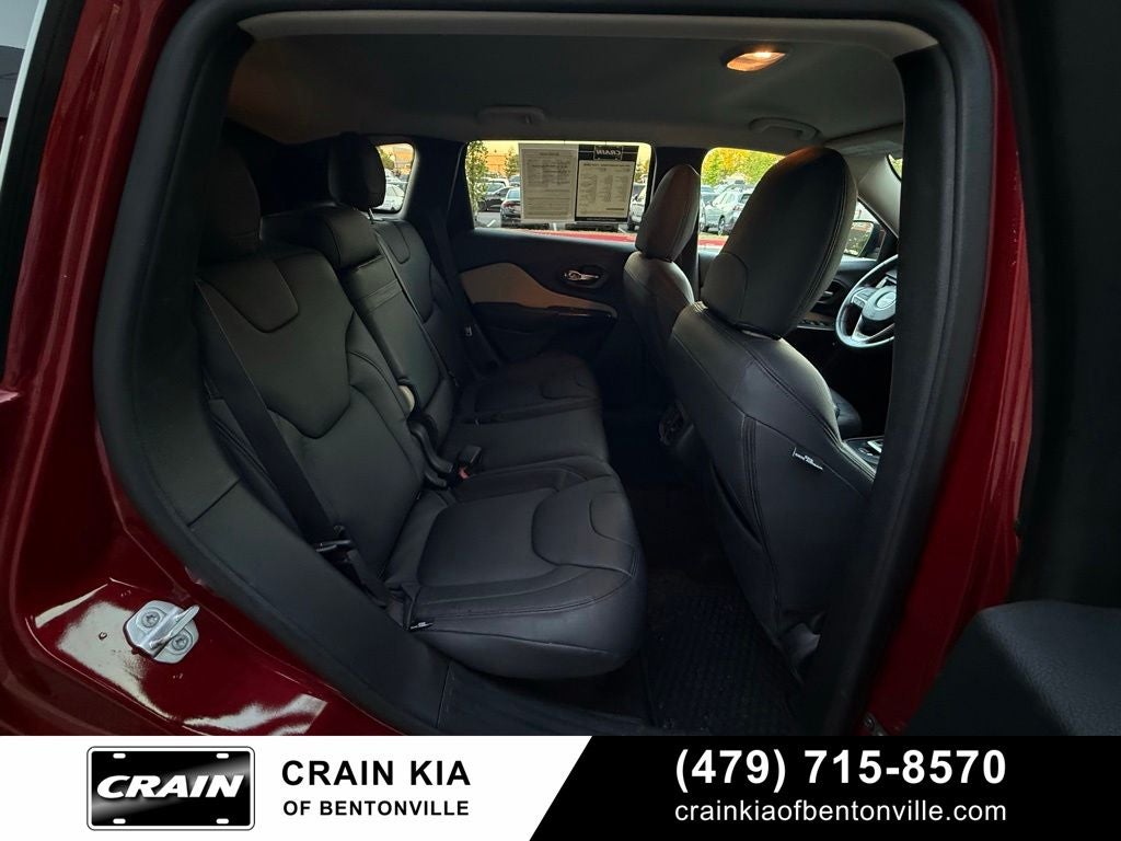 2016 Jeep Cherokee Latitude - CLEAN CARFAX