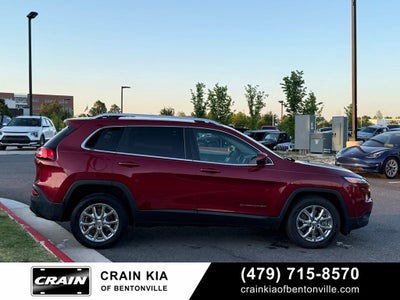2016 Jeep Cherokee Latitude - CLEAN CARFAX