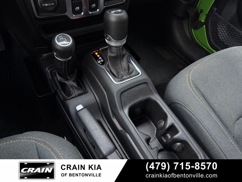 2025 Jeep Wrangler Sport - 4WD / CLEAN CARFAX / ONE OWNER