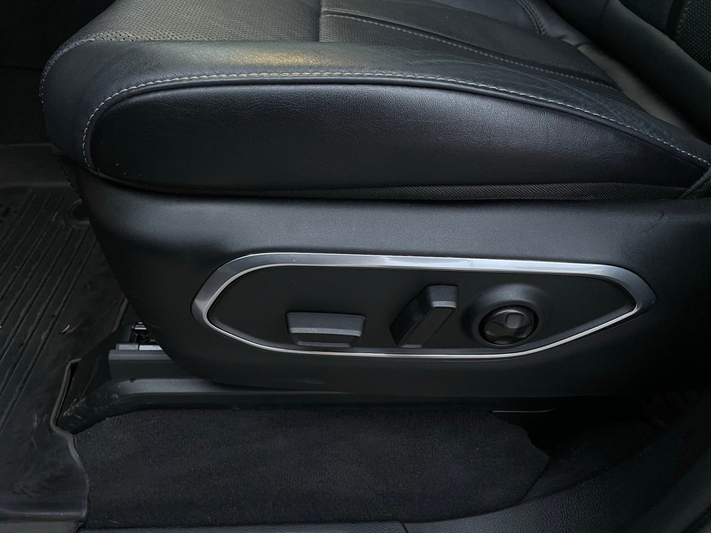 2024 Jeep Wagoneer Series II - CARBIDE EDITION / 4WD / PANO ROOF / ONE OWNER