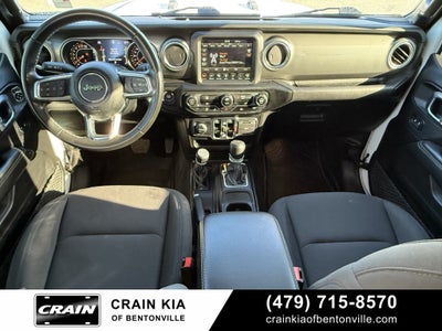 2022 Jeep Gladiator Overland - 4WD / CLEAN CARFAX