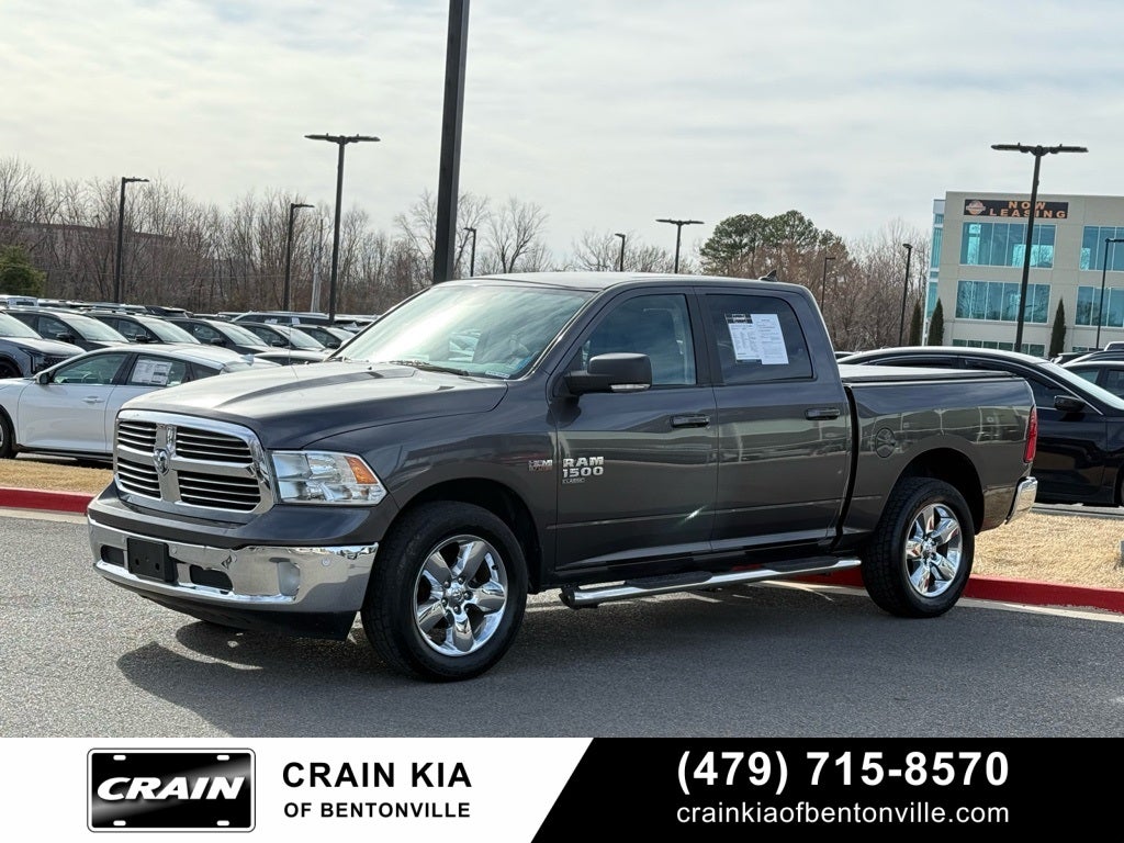 2019 RAM 1500 Classic Big Horn - 4WD / CLEAN CARFAX