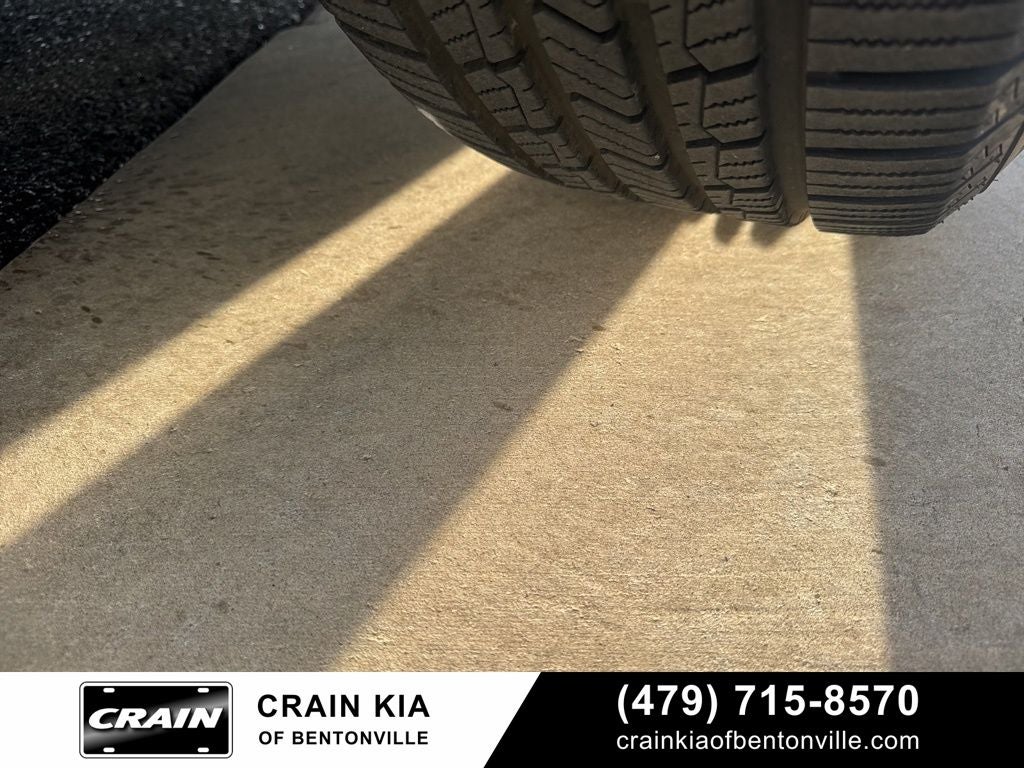 2015 RAM 1500 Laramie - 4WD / SUNROOF