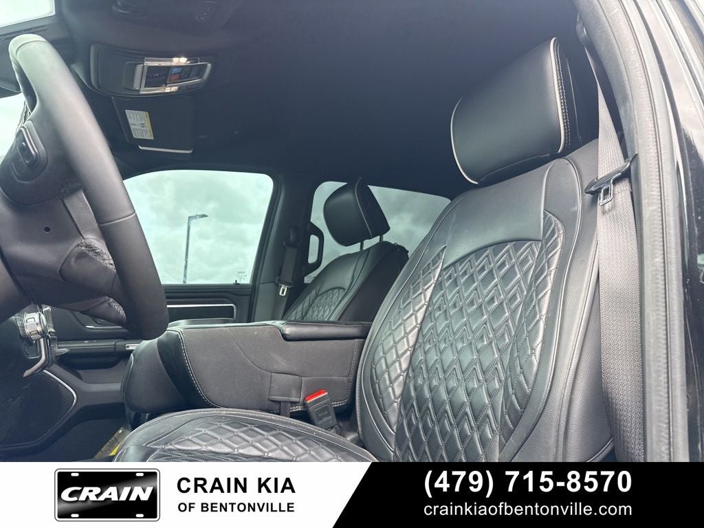 2025 RAM 1500 Laramie - 4WD / CLEAN CARFAX
