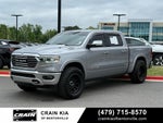2020 RAM 1500 Laramie Longhorn - 4WD / PANORAMIC SUNROOF / LIFTED!