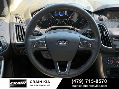 2018 Ford Focus Titanium - HATCHBACK / SUNROOF / CLEAN CARFAX / LOW MILES!