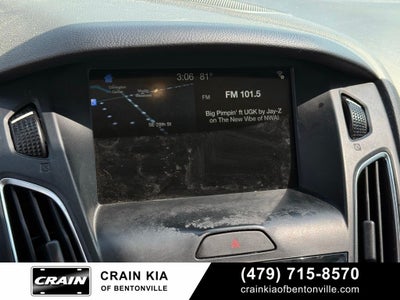 2018 Ford Focus Titanium - HATCHBACK / SUNROOF / CLEAN CARFAX / LOW MILES!
