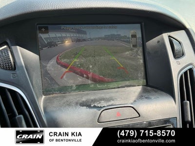 2018 Ford Focus Titanium - HATCHBACK / SUNROOF / CLEAN CARFAX / LOW MILES!