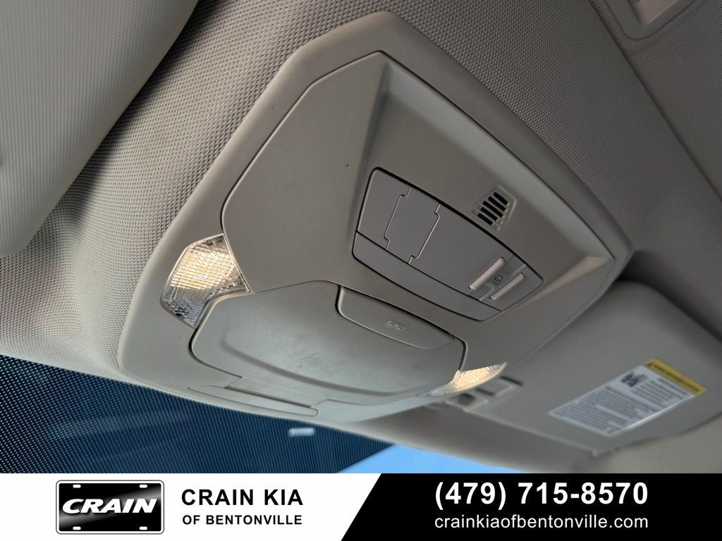 2018 Ford Focus Titanium - HATCHBACK / SUNROOF / CLEAN CARFAX / LOW MILES!