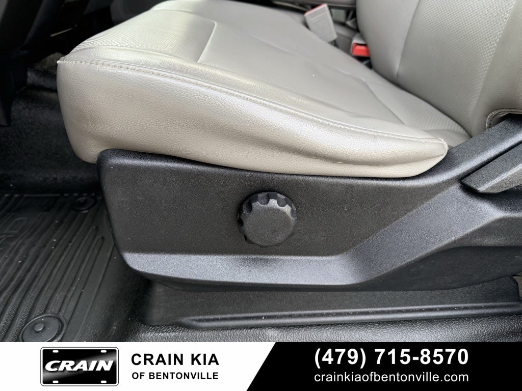 2019 Ford F-250SD XL - 4WD / CLEAN CARFAX