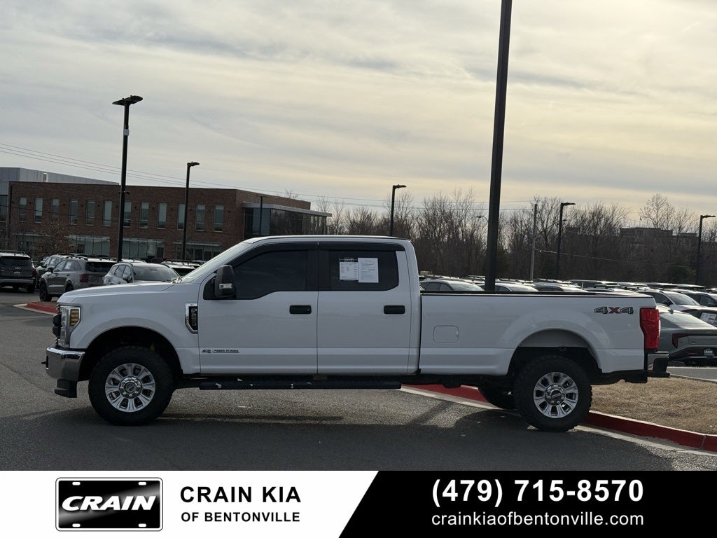 2019 Ford F-250SD XL - 4WD / CLEAN CARFAX